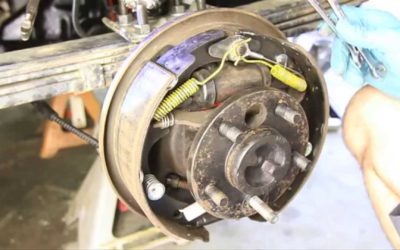 How to Change a Wheel Cylinder Without Removing the Brakes